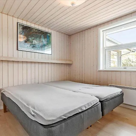 1464-aakirkeby-holsteroddevej-5 Casa vacanze Vester Somarken