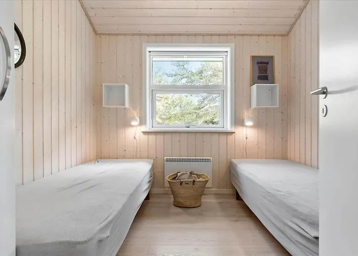 Vakantiehuis 1464-aakirkeby-holsteroddevej-5 Vester Somarken